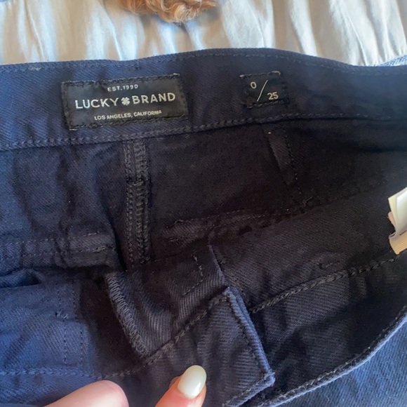 Lucky brand navy denim skirt. Never worn - Picture 2 of 2